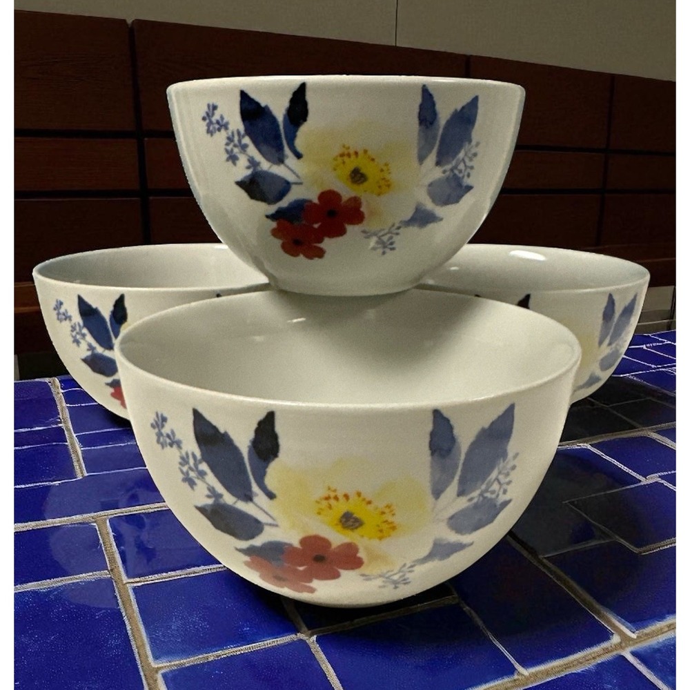 4‎ Set Tabletops ANEMONE BlueYellow Red Floral Round Porcelain Soup Cereal Bowls